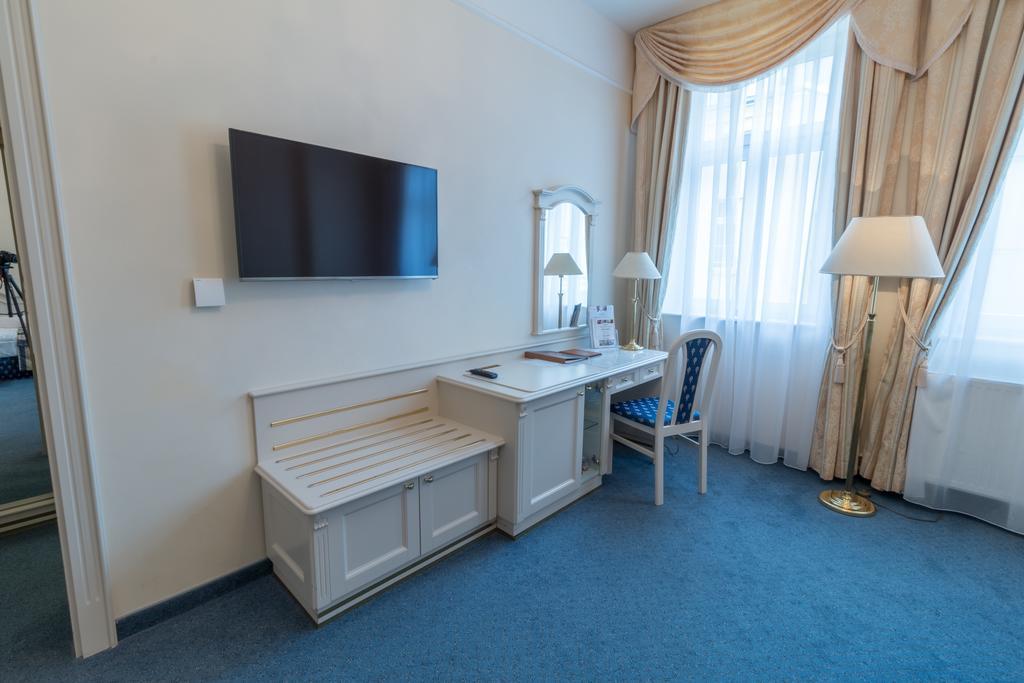 Ensana Hotel Pacifik Mariënbad Buitenkant foto