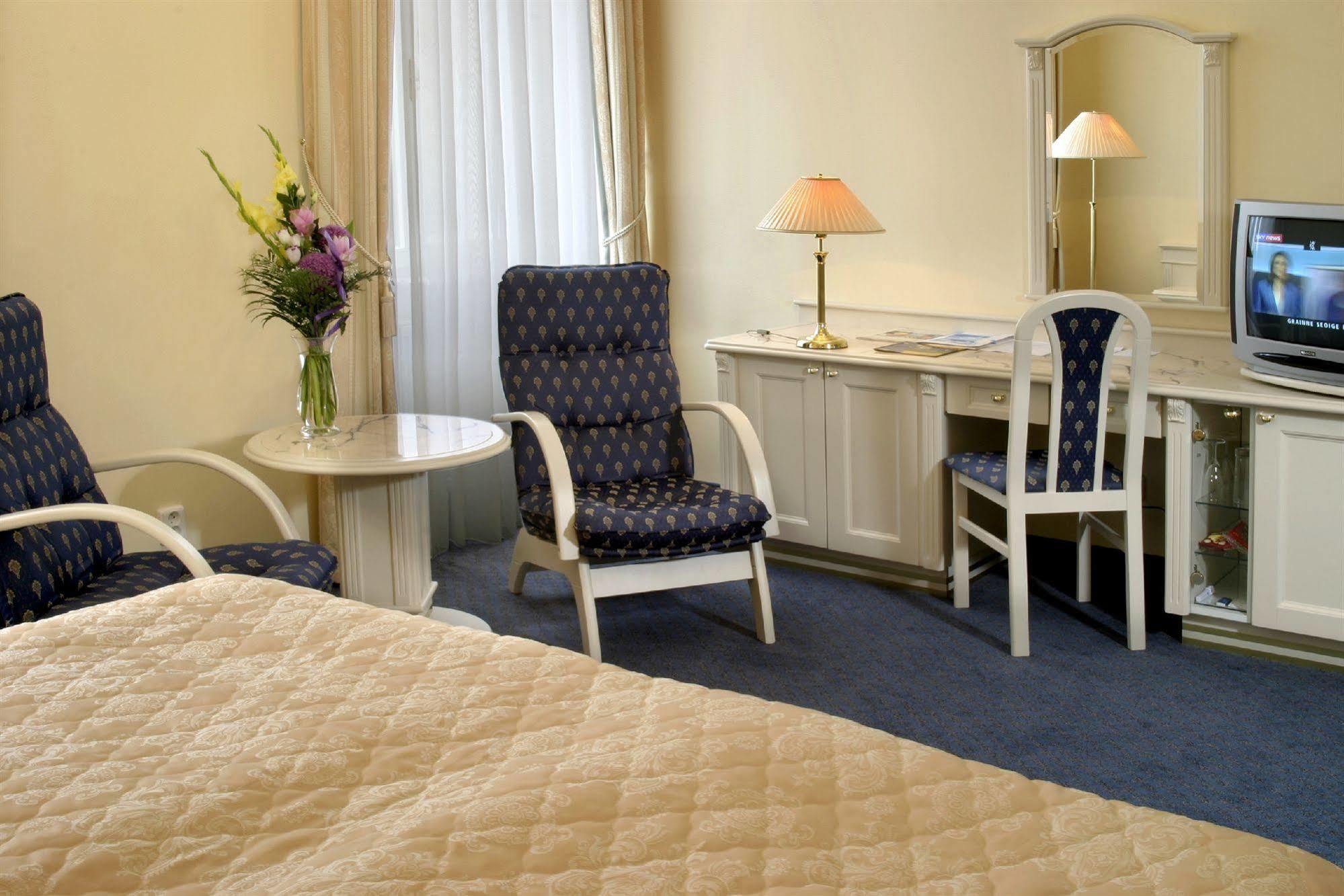 Ensana Hotel Pacifik Mariënbad Kamer foto