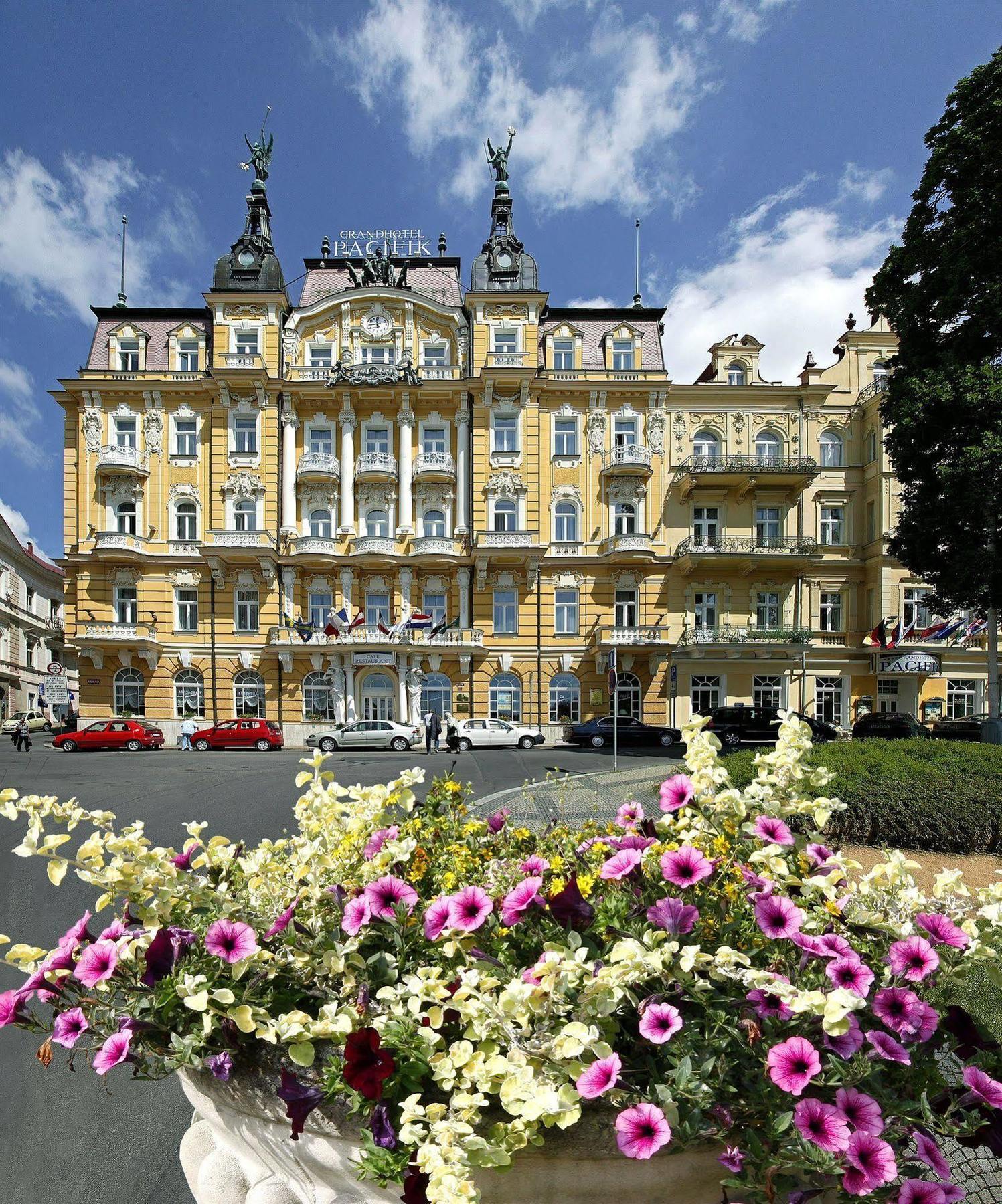 Ensana Hotel Pacifik Mariënbad Buitenkant foto